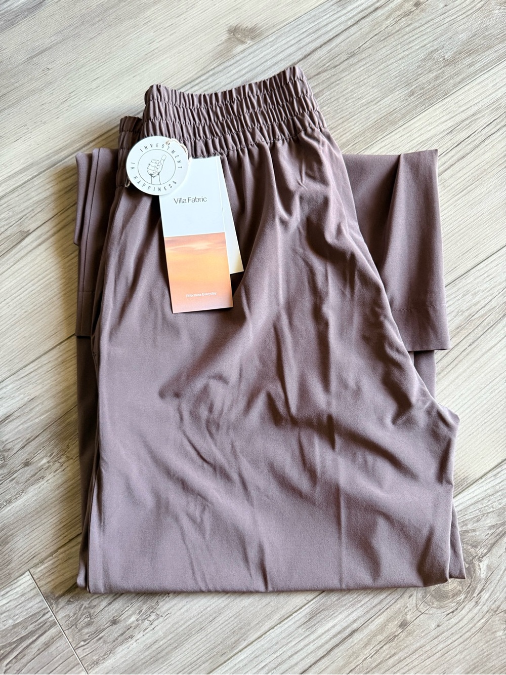 Vuori Villa Wide-Leg in Chocolate (short) - Picture 7 of 12